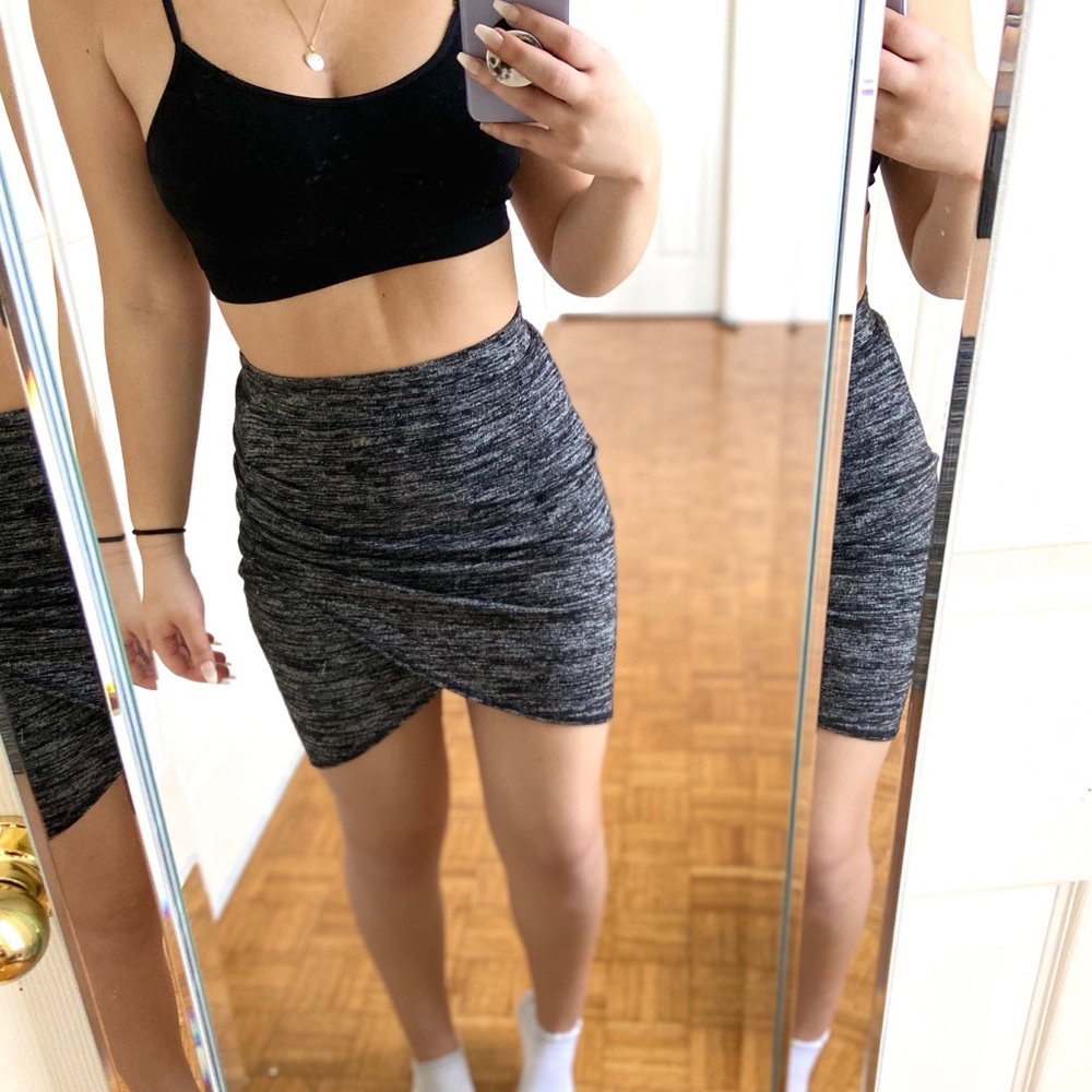 Super Comfy Wilfred Ruched Skirt